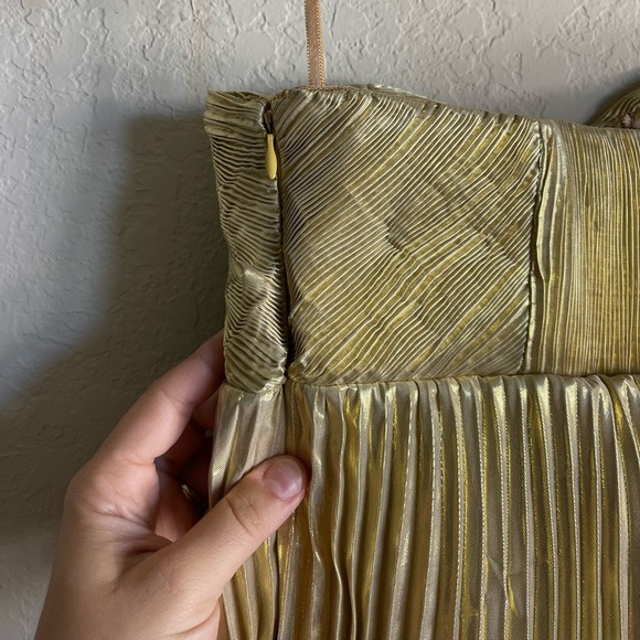 Anthropologie Let Me Be Gold Foil Pleated Strapless Midi Dress Size XS NWT - Picture 10 of 13